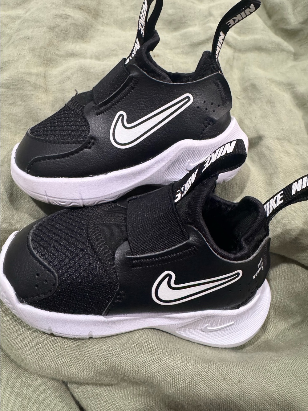 Nike Black & White Toddlers' Slip-On Athletic Sneakers